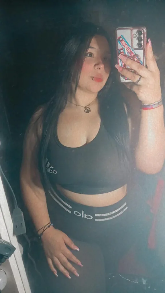Sharon, escort en Latacunga — foto 2