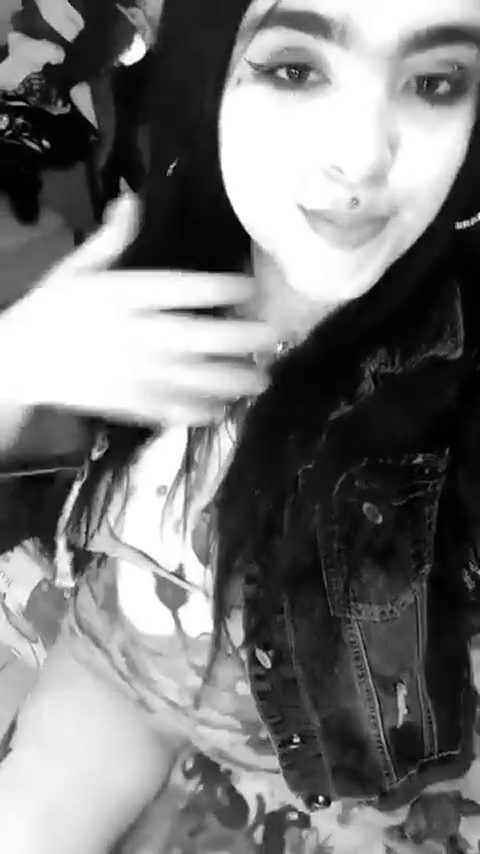 Video 2 de Princesa Satanica