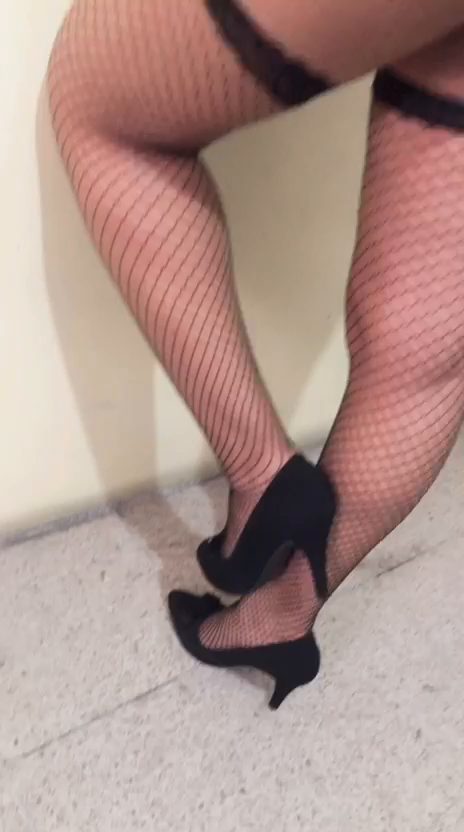 Video 1 de Ariana