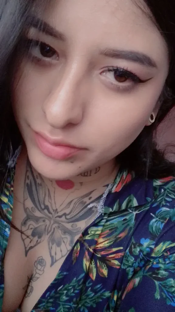 Bin, escort en Ibarra — foto 1