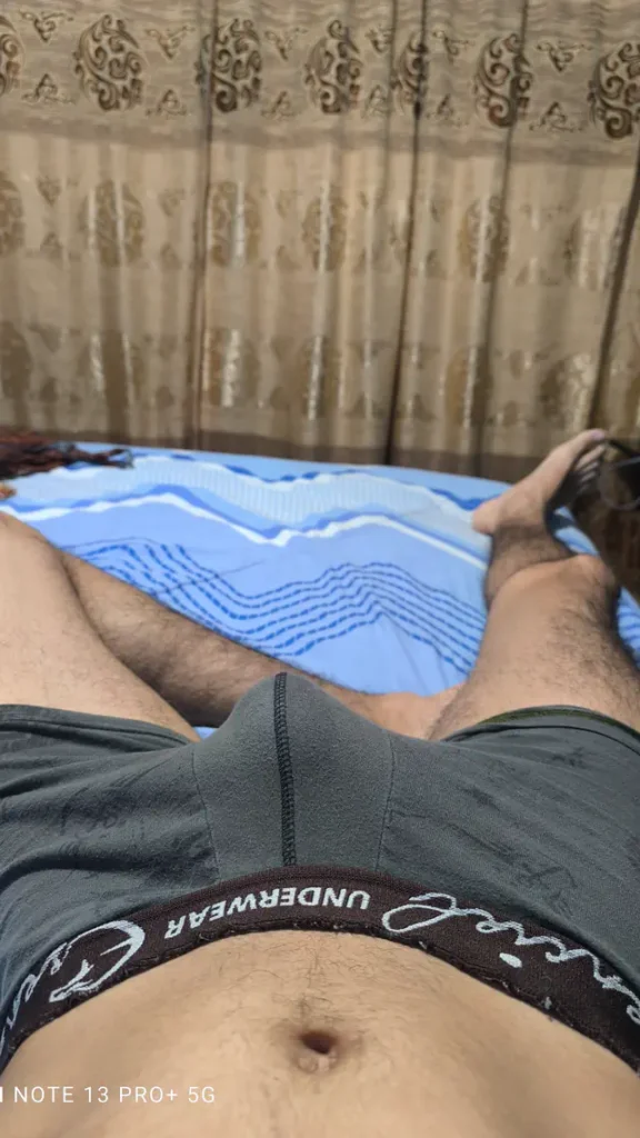 Carlos, escort masculino en Guayaquil — foto 1
