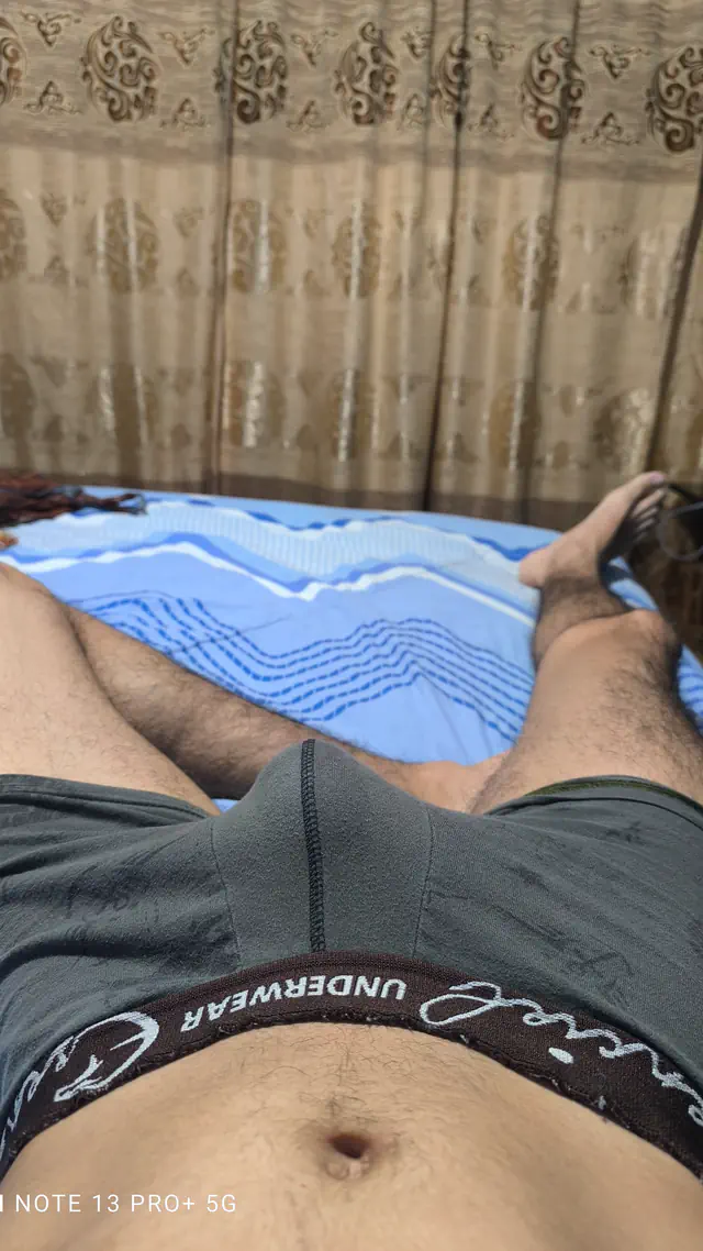 Carlos, escort masculino en Guayaquil — foto 1