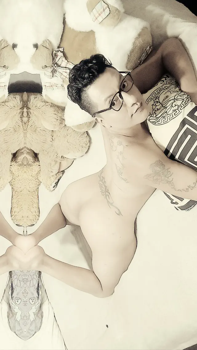 Freddy Cuenca, escort masculino en Cuenca — foto 6