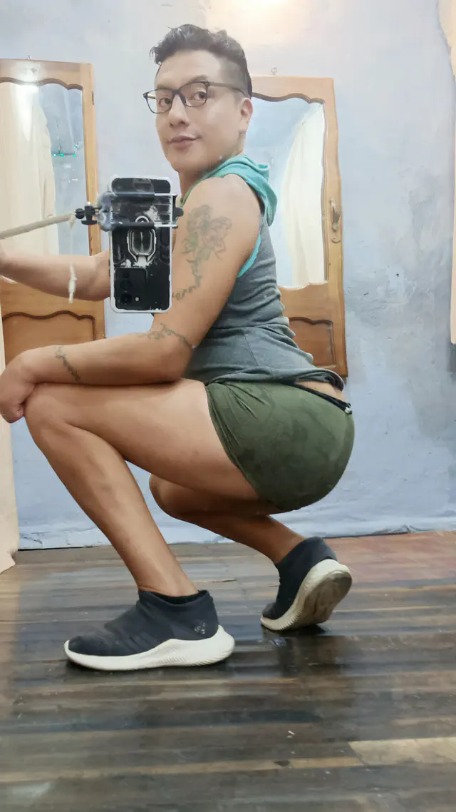 Freddy Cuenca, escort masculino en Cuenca — foto 2