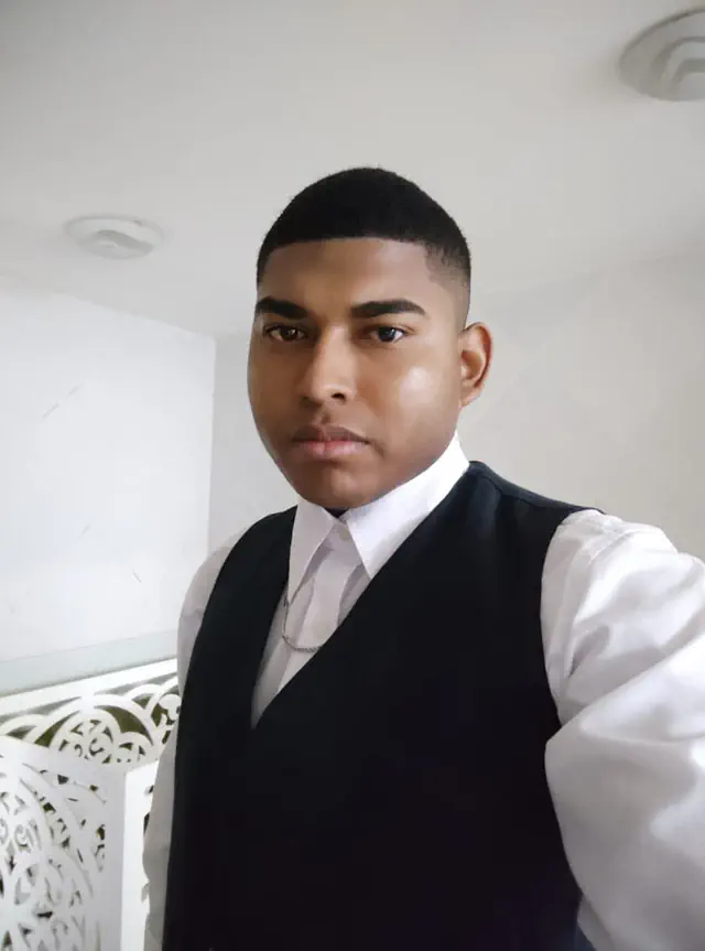 Daniel, escort masculino en Ambato — foto 5