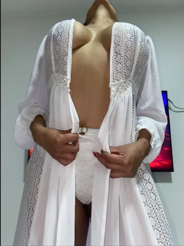 Carolina Santamaria, escort en Cuenca — foto 6